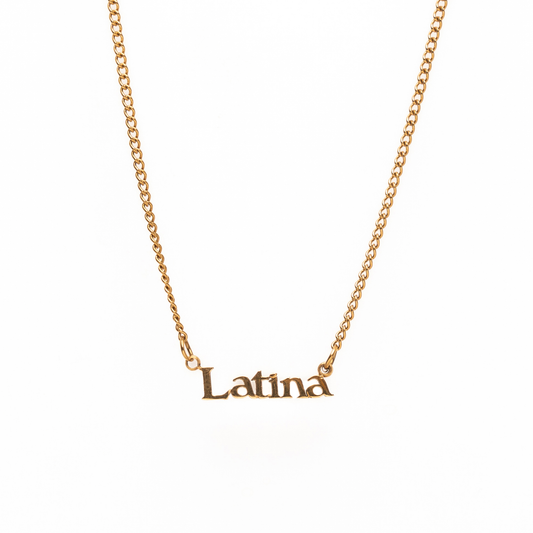 Collar Latina